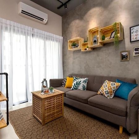 Cozy 2 Bedrooms 4 Pax Menjalara Near Desa Park City Куала Лумпур Екстериор снимка