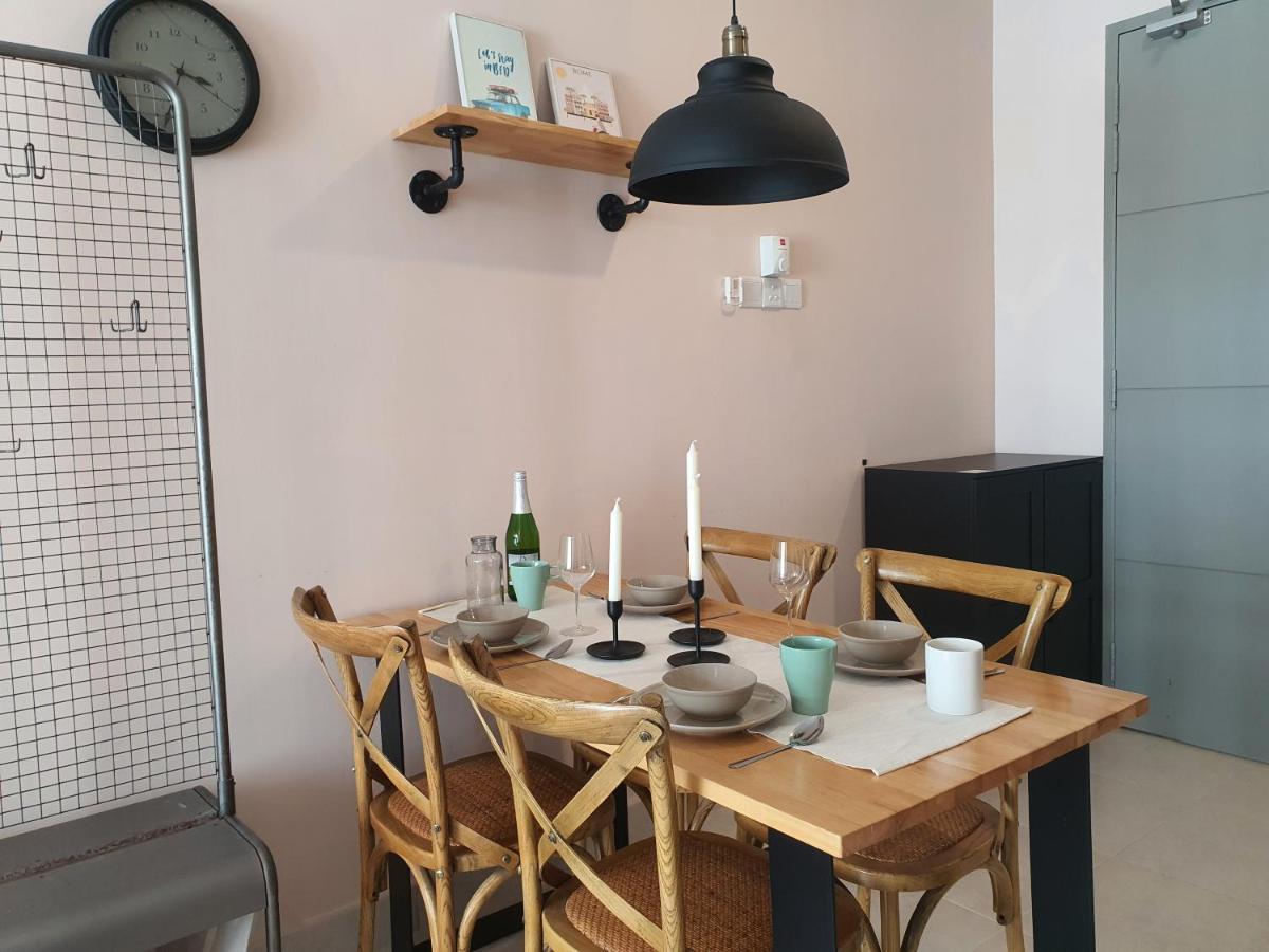 Cozy 2 Bedrooms 4 Pax Menjalara Near Desa Park City Куала Лумпур Екстериор снимка