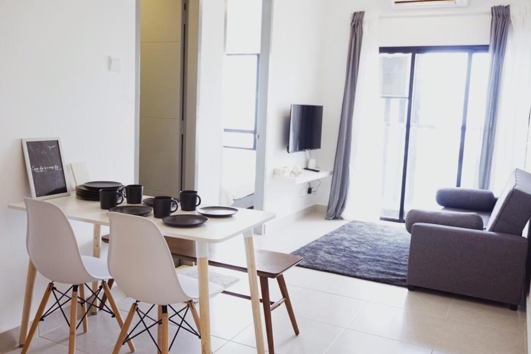 Cozy 2 Bedrooms 4 Pax Menjalara Near Desa Park City Куала Лумпур Екстериор снимка