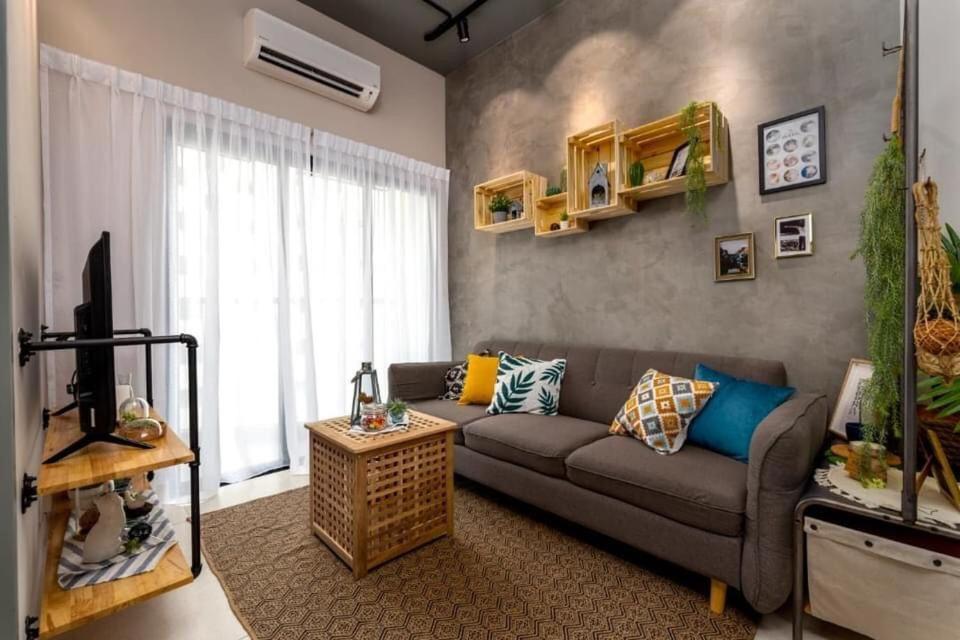 Cozy 2 Bedrooms 4 Pax Menjalara Near Desa Park City Куала Лумпур Екстериор снимка
