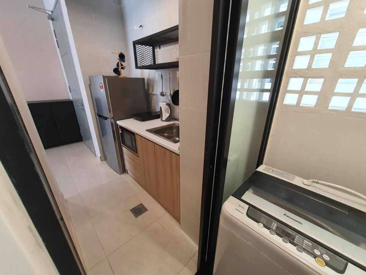 Cozy 2 Bedrooms 4 Pax Menjalara Near Desa Park City Куала Лумпур Екстериор снимка