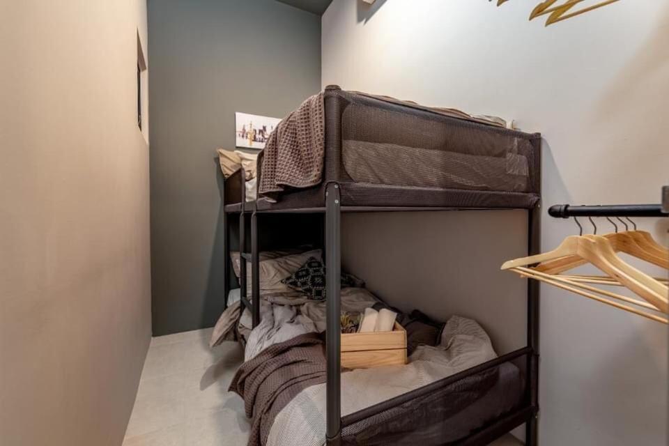 Cozy 2 Bedrooms 4 Pax Menjalara Near Desa Park City Куала Лумпур Екстериор снимка